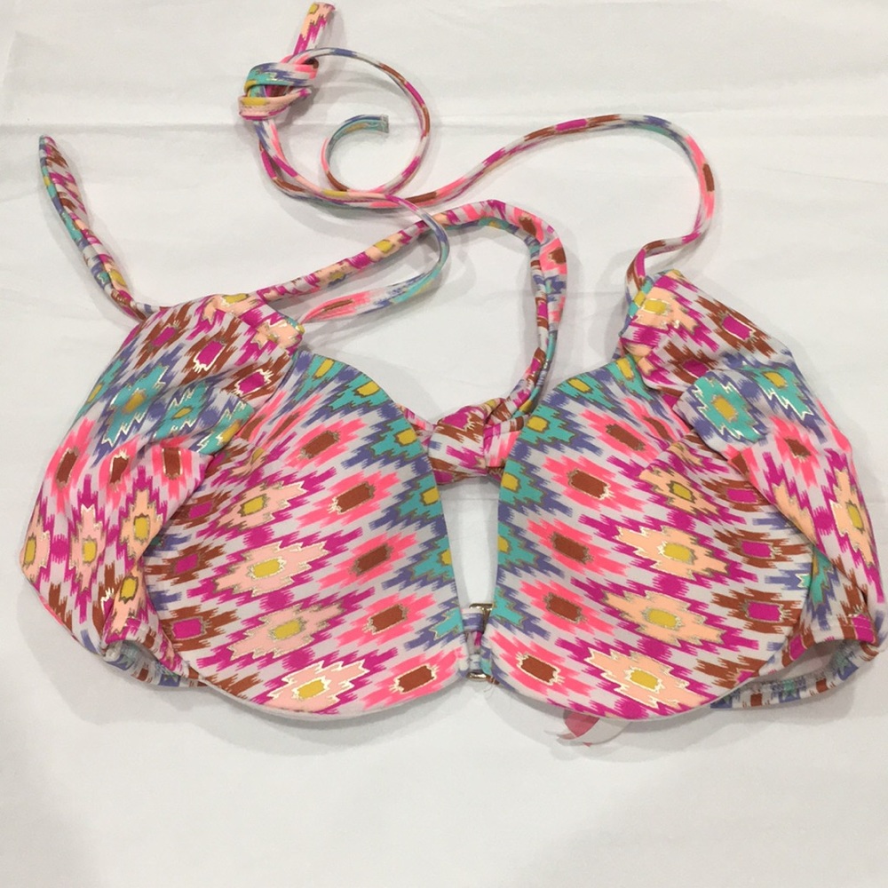 Victoria’s Secret the wrap halter bikini top 32D